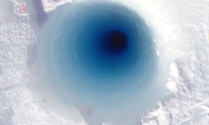 加拿北冰洋大麦肯齐河惊现神秘黑洞