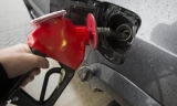 油价大幅回升：加拿大 4 月通胀率达到 3.4%