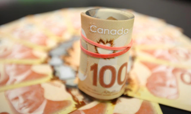 加拿大人在疫情期间的储蓄率大增