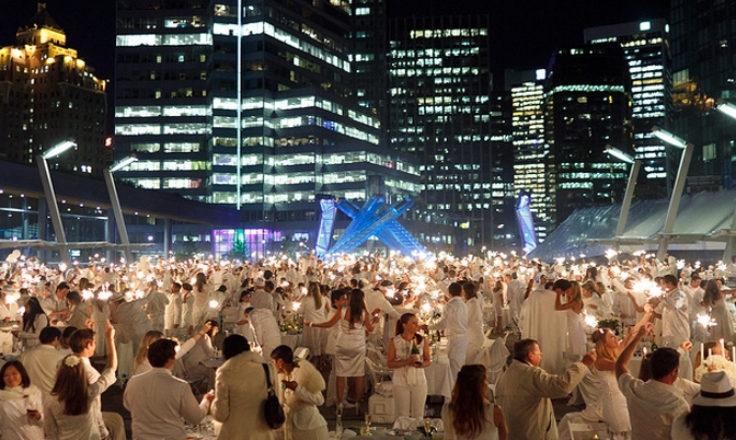 白衣晚宴Diner en Blanc 8月温哥华举行