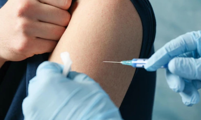加拿大政府扩大疫苗接种强制规定的实施范围
