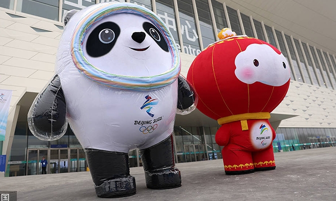 北京冬奥会吉祥物全球刷屏  “冰墩墩”走红
